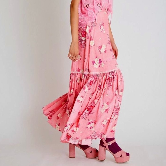 LOVESHACKFANCY  Lockwood Skirt in pink size 00 - Picture 2 of 9